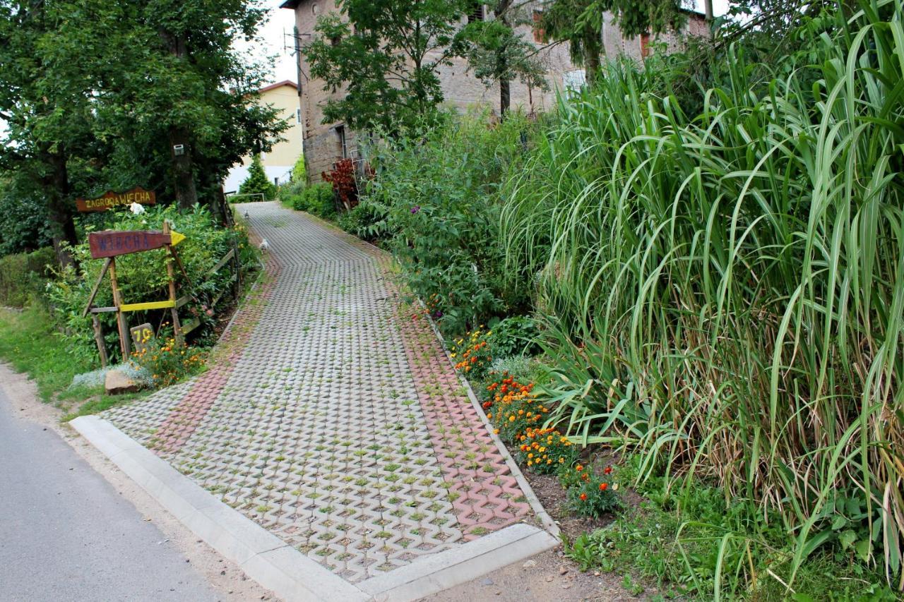 Zagroda Agroturystyczna Wiecha Mieroszow Luaran gambar