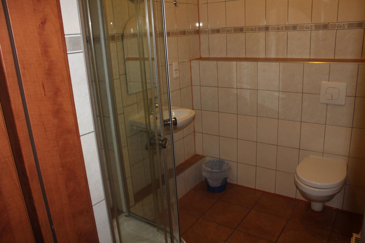 Zagroda Agroturystyczna Wiecha Mieroszow Luaran gambar